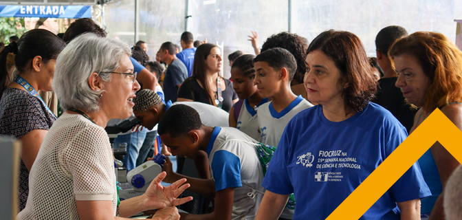 Presidente da Fiocruz participa de último dia de atividades da SNCT 2022 no campus