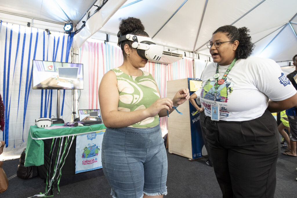 Interatividade conecta visitantes no quarto dia de SNCT na Fiocruz, em Manguinhos (RJ)